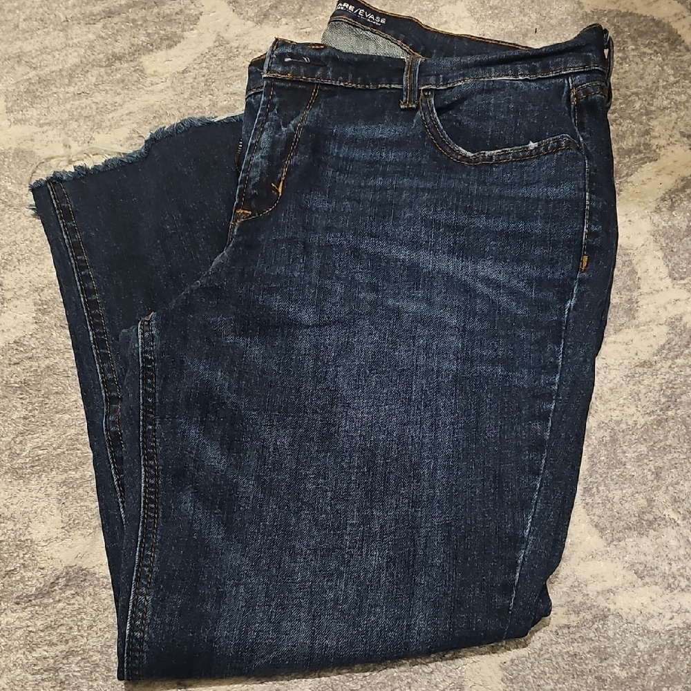 Old Navy Flare Jeans in Dark Blue